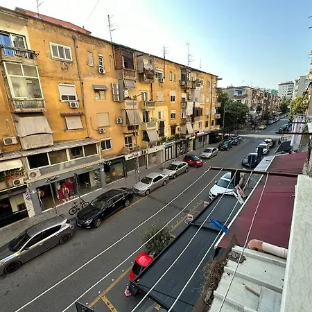 Dan's Bllok Apartment Tirana